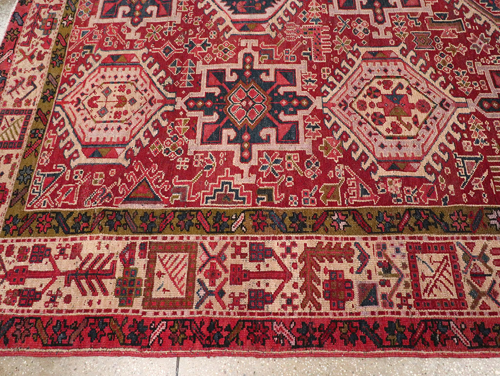 Vintage Persian Karajeh Room Size Carpet, No.32270 - Galerie Shabab