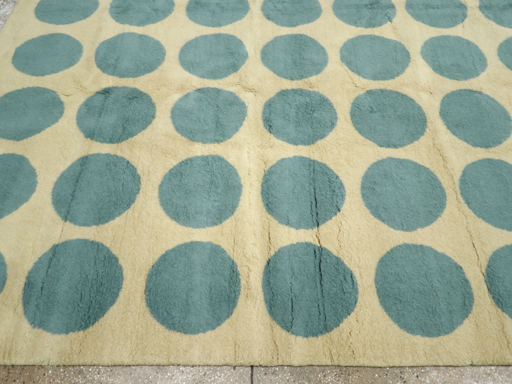 Modern Turkish Room Size Carpet, No.32287 - Galerie Shabab