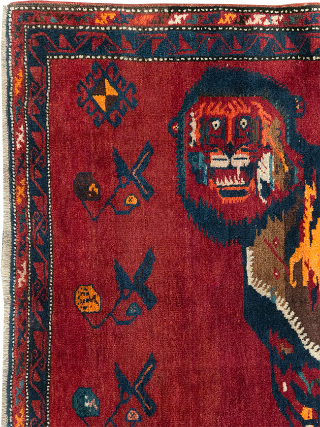 Antique Caucasian Karabagh Pictorial Accent Rug, No.32356 - Galerie Shabab