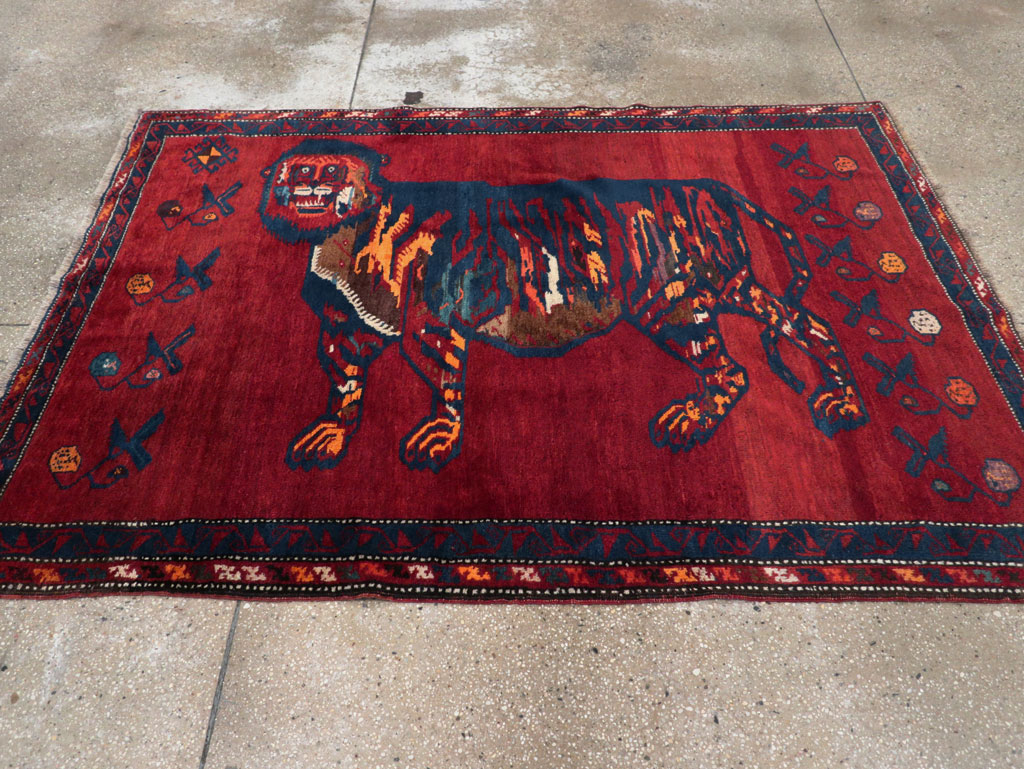 Antique Caucasian Karabagh Pictorial Accent Rug, No.32356 - Galerie Shabab