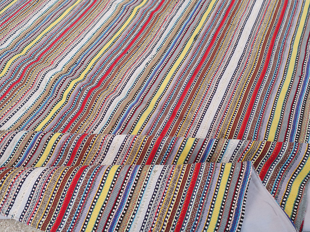 Vintage Persian Flatweave Kilim Small Room Size Carpet, No.32441 - Galerie Shabab