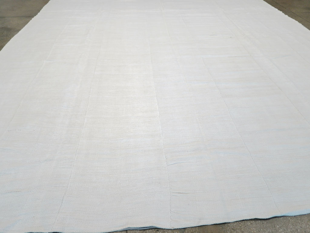 Vintage Turkish Flatweave Kilim Large Carpet, No.32658 - Galerie Shabab