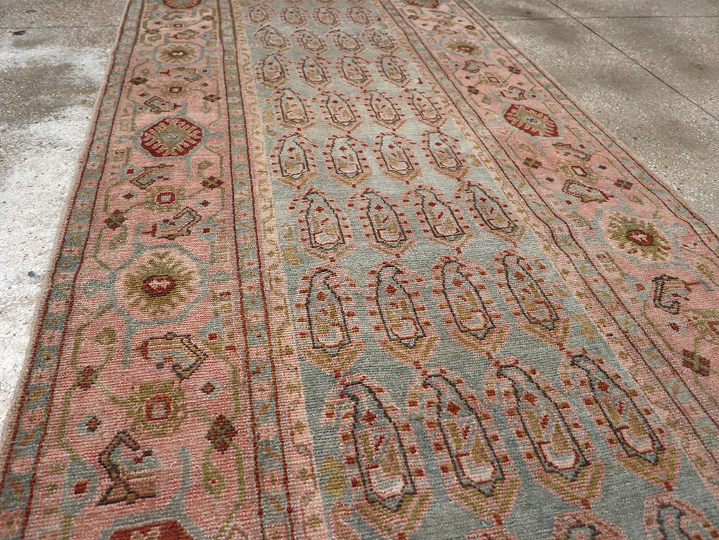 Vintage Persian Malayer Long Runner, No.32684 - Galerie Shabab