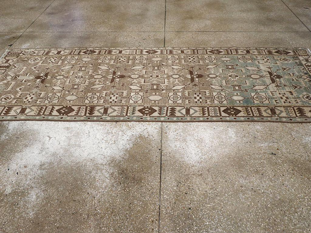 Vintage Persian Malayer Runner, No.32690 - Galerie Shabab