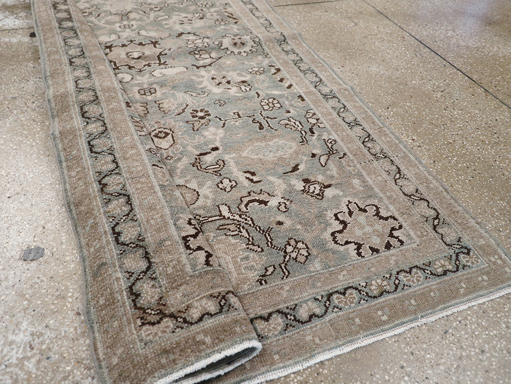 Vintage Persian Malayer Long Runner, No.32717 - Galerie Shabab