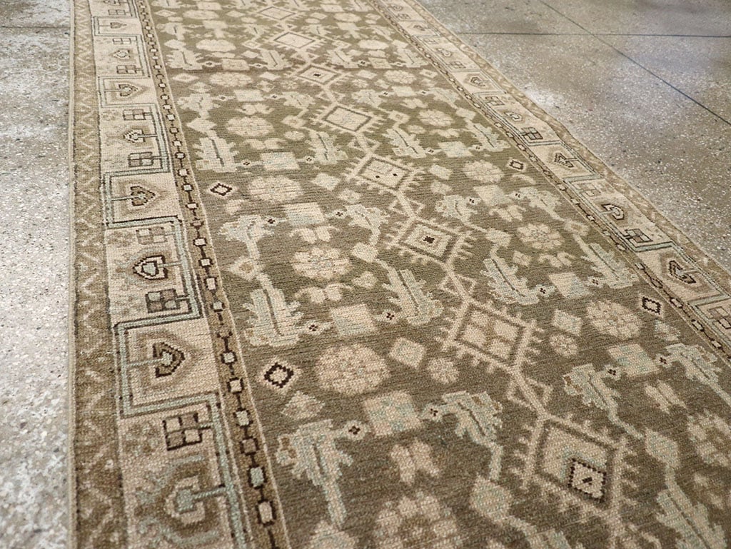 Vintage Persian Malayer Runner, No.32758 - Galerie Shabab