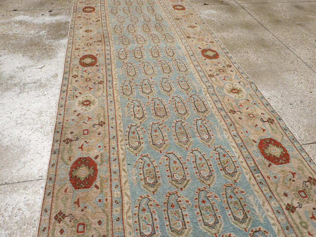 Vintage Persian Malayer Long Runner, No.32771 - Galerie Shabab