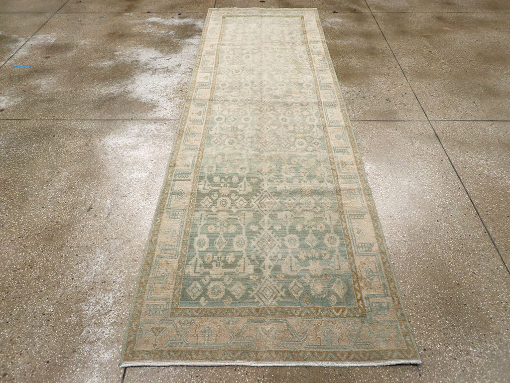Vintage Persian Malayer Runner, No.32788 - Galerie Shabab