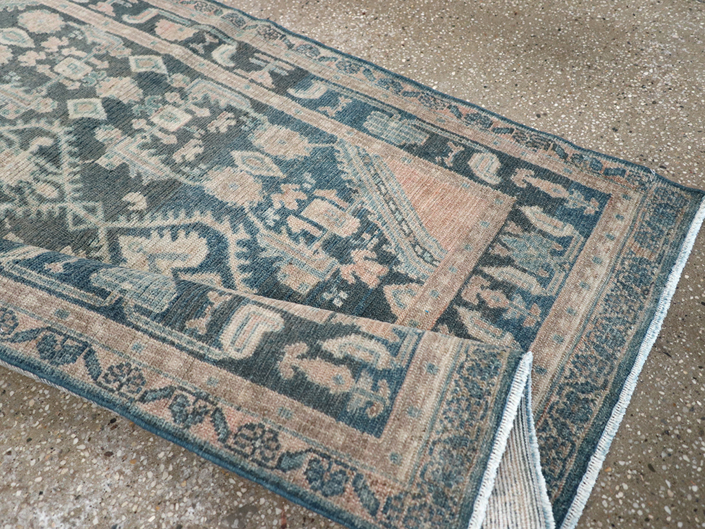 Vintage Persian Malayer Throw Rug, No.32835 - Galerie Shabab