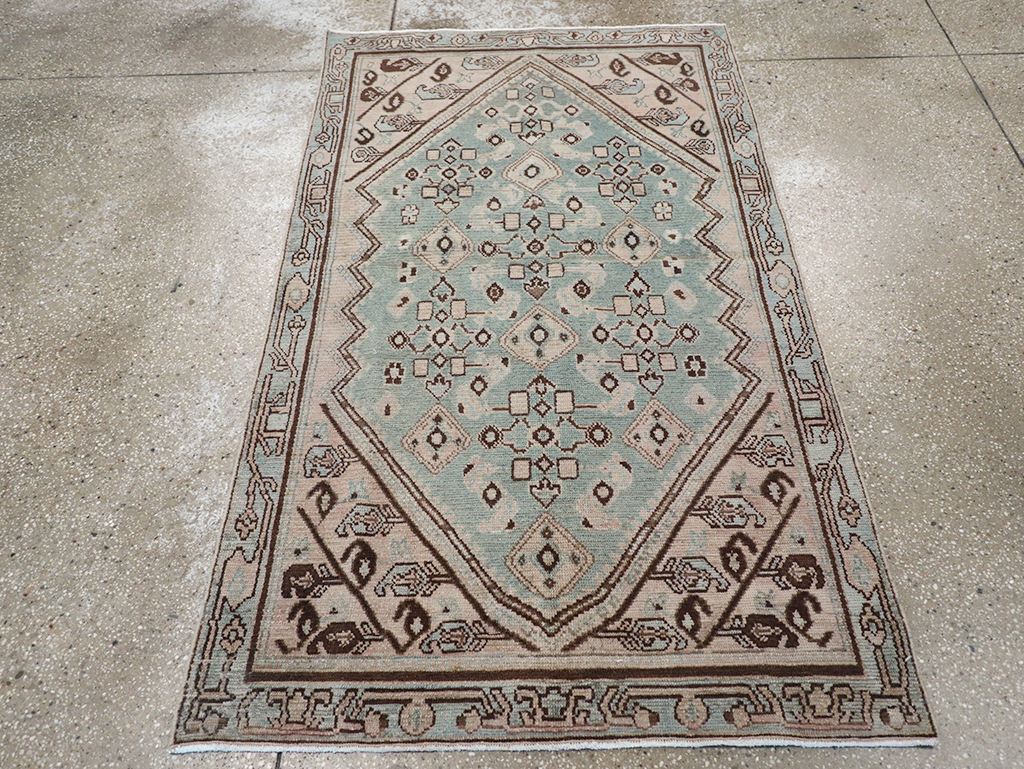 Vintage Persian Malayer Throw Rug, No.32842 - Galerie Shabab