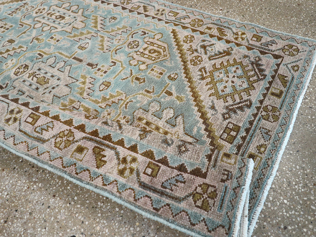 Vintage Persian Malayer Throw Rug, No.32849 - Galerie Shabab