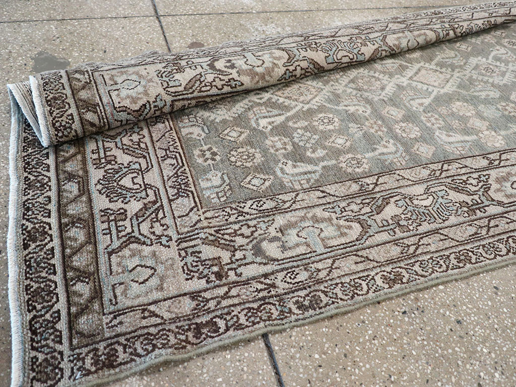 Vintage Persian Malayer Runner, No.32866 - Galerie Shabab