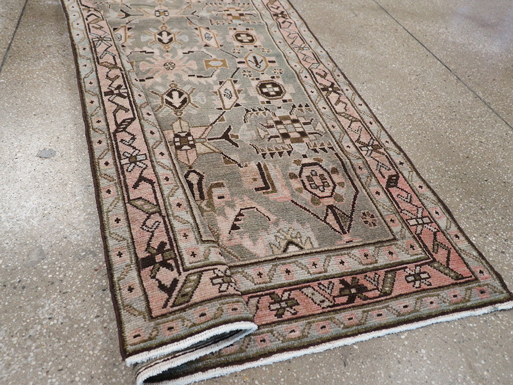 Vintage Persian Malayer Long Runner, No.32883 - Galerie Shabab