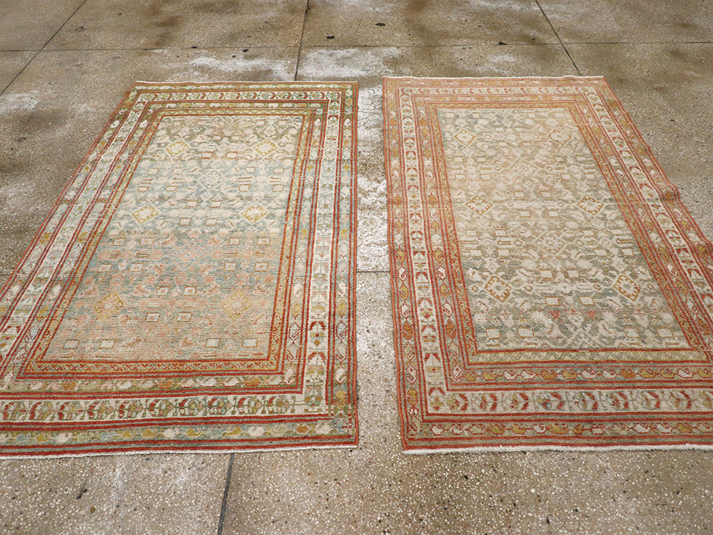 Antique Persian Malayer Accent Rug, No.32890 - Galerie Shabab