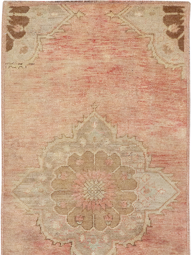 Vintage Turkish Anatolian Runner, No.32970 - Galerie Shabab