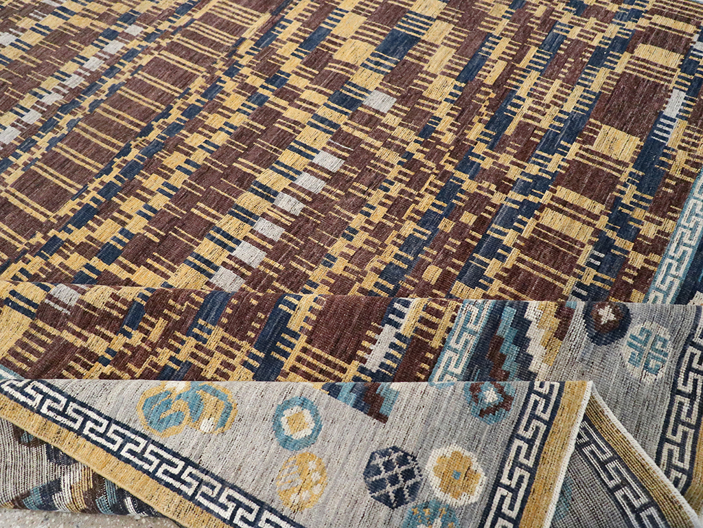 Modern East Turkestan Khotan Room Size Carpet, No.33034 - Galerie Shabab