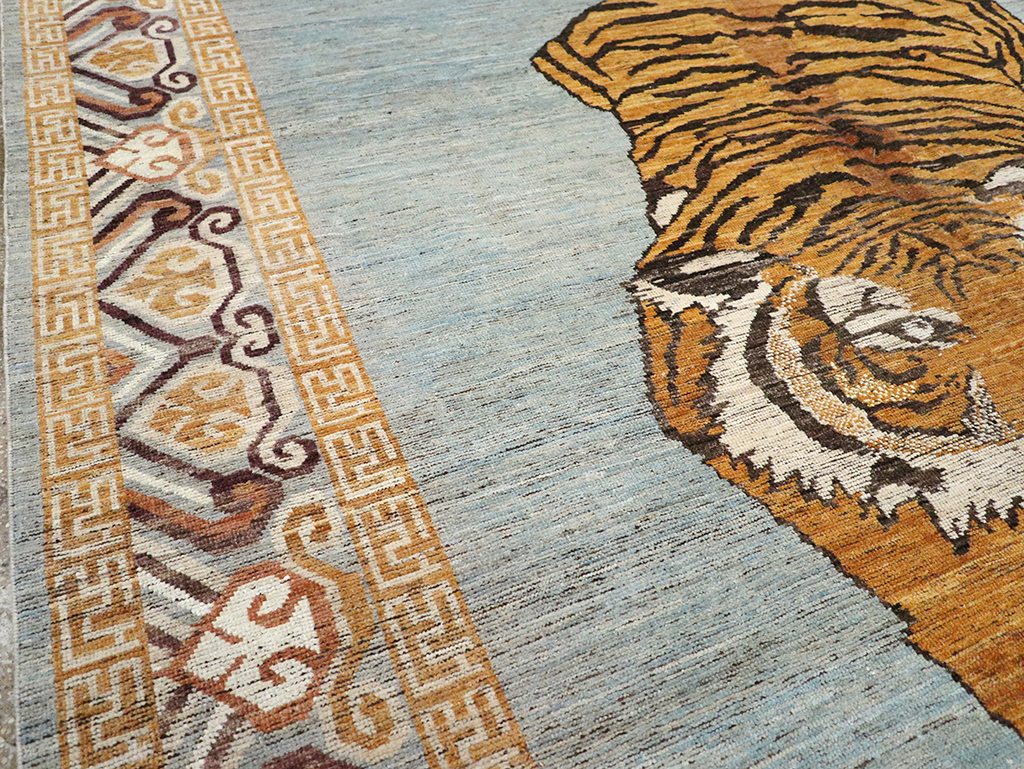 Modern East Turkestan Khotan Pictorial Room Size Carpet, No.33036 - Galerie Shabab