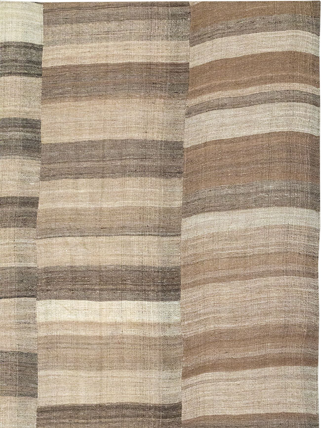 Vintage Turkish Flatweave Kilim Room Size Carpet, No.33090 - Galerie Shabab