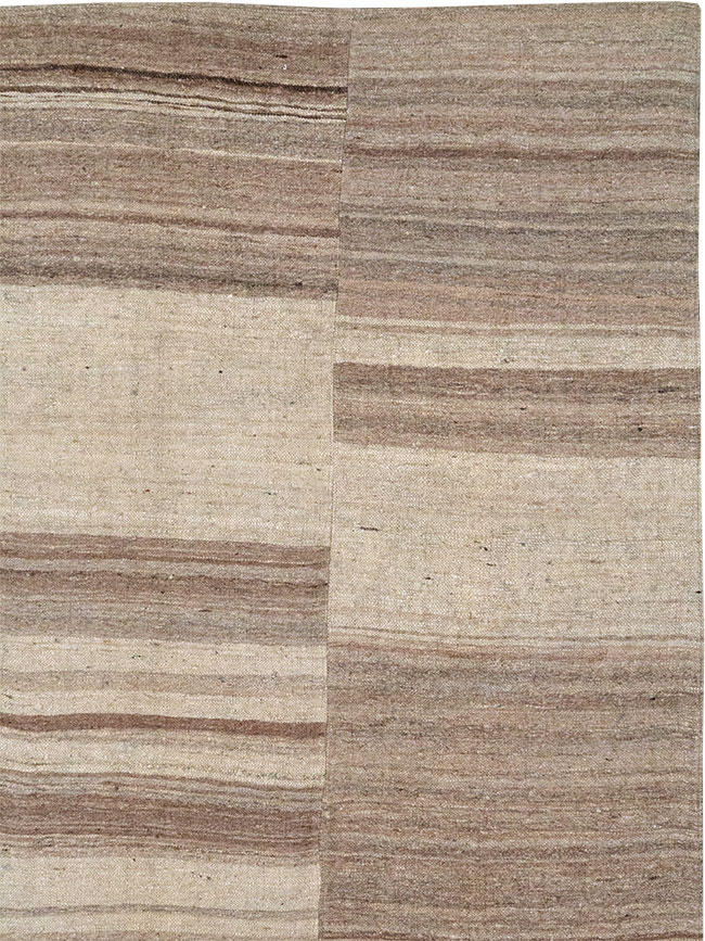 Vintage Turkish Flatweave Kilim Room Size Carpet, No.33099 - Galerie Shabab