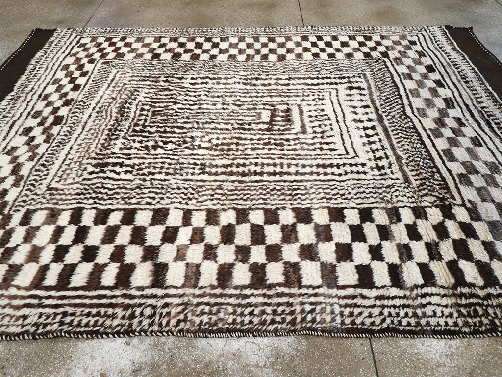 Modern Persian Gabbeh Room Size Carpet, No.33159 - Galerie Shabab