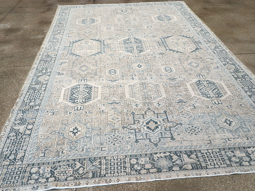 Vintage Persian Karajeh Accent Carpet, No.33194 - Galerie Shabab