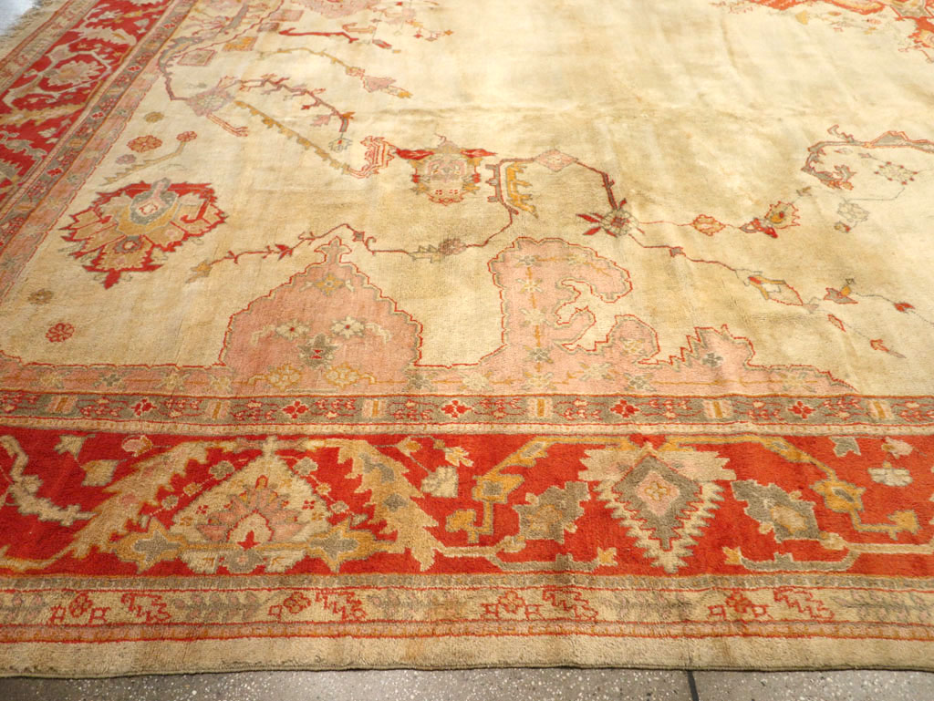 Antique Turkish Oushak Oversize Rug, No.33264 - Galerie Shabab