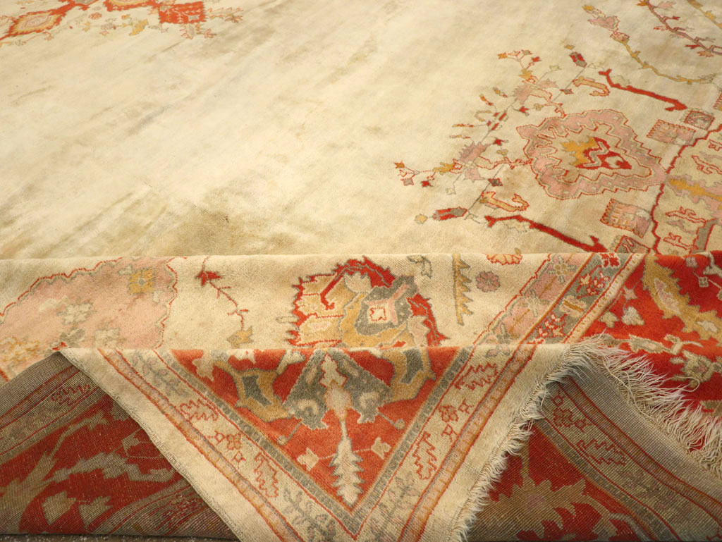 Antique Turkish Oushak Oversize Rug, No.33264 - Galerie Shabab