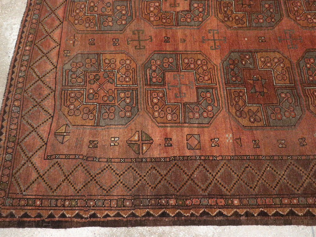 Vintage Central Asian Turkoman Accent Carpet, No.33321 - Galerie Shabab