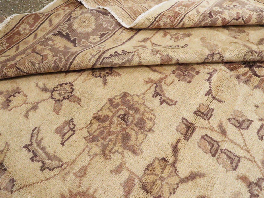 Antique Turkish Oushak Carpet, No.8209 - Galerie Shabab