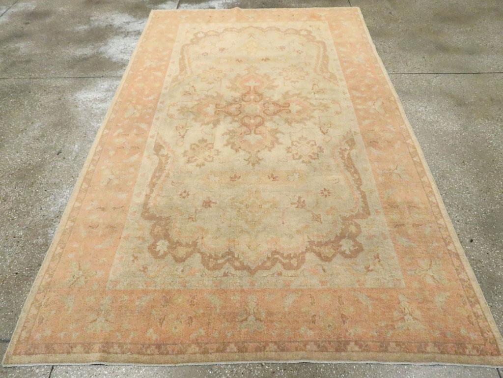 Vintage Indian Amritsar Rug, No.8264 - Galerie Shabab
