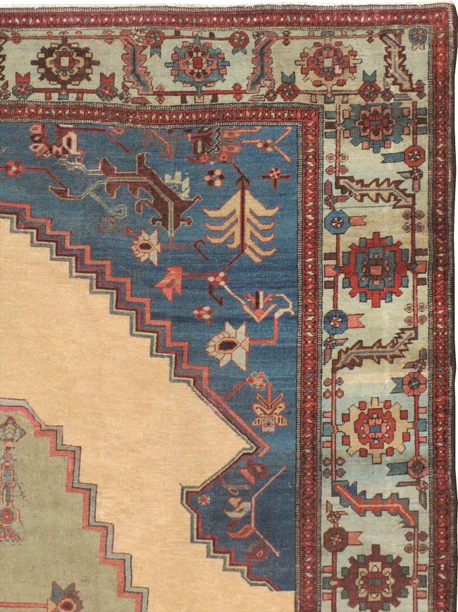 Antique Persian Bakshaish Carpet, No.8455 - Galerie Shabab