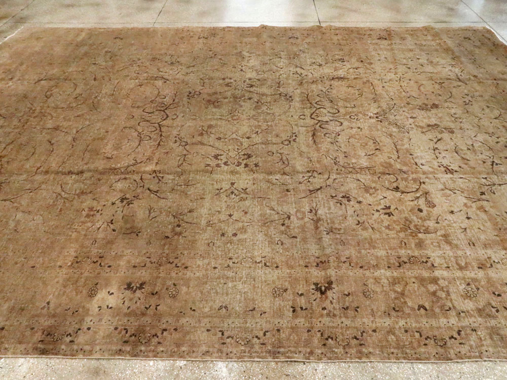 Antique Persian Mashad Carpet, No.8505 - Galerie Shabab