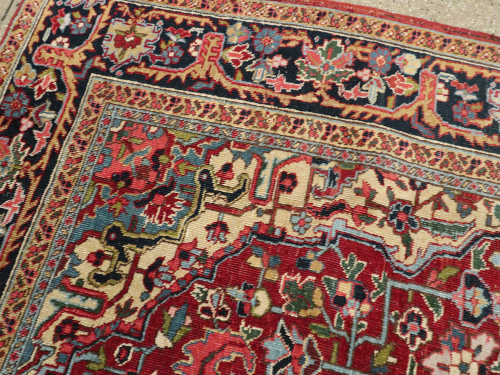 Vintage Persian Heriz Carpet, No.8713 - Galerie Shabab