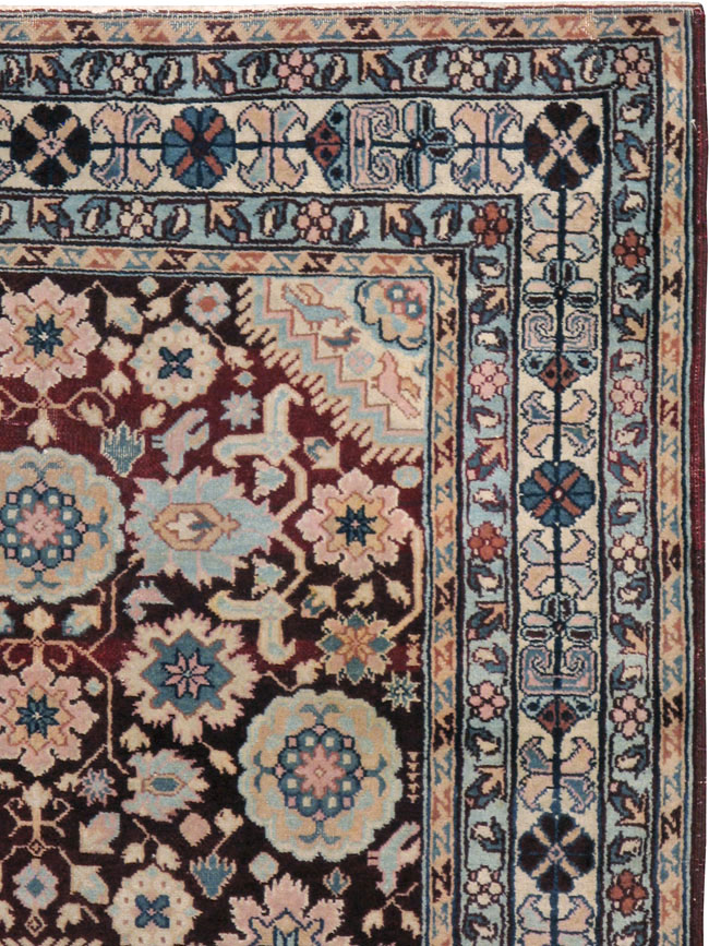 Antique Indian Agra Rug, No.8745 - Galerie Shabab