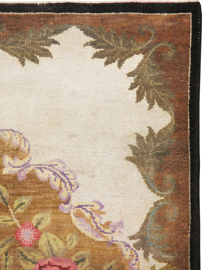 Vintage European Continental Carpet, No.8774 - Galerie Shabab