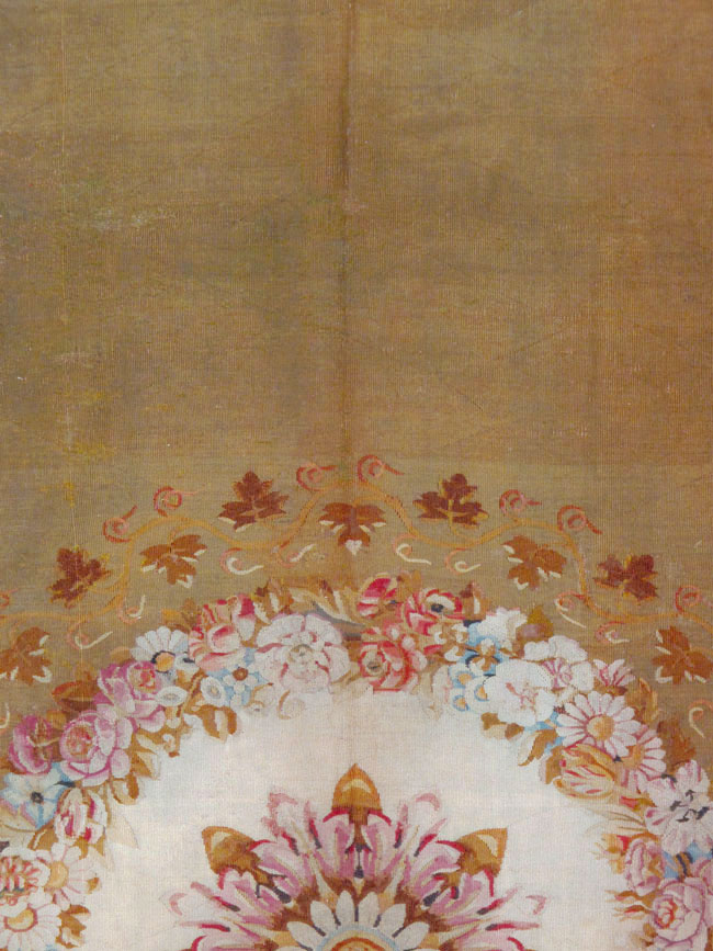 Antique French Aubusson Carpet, No.8866 - Galerie Shabab