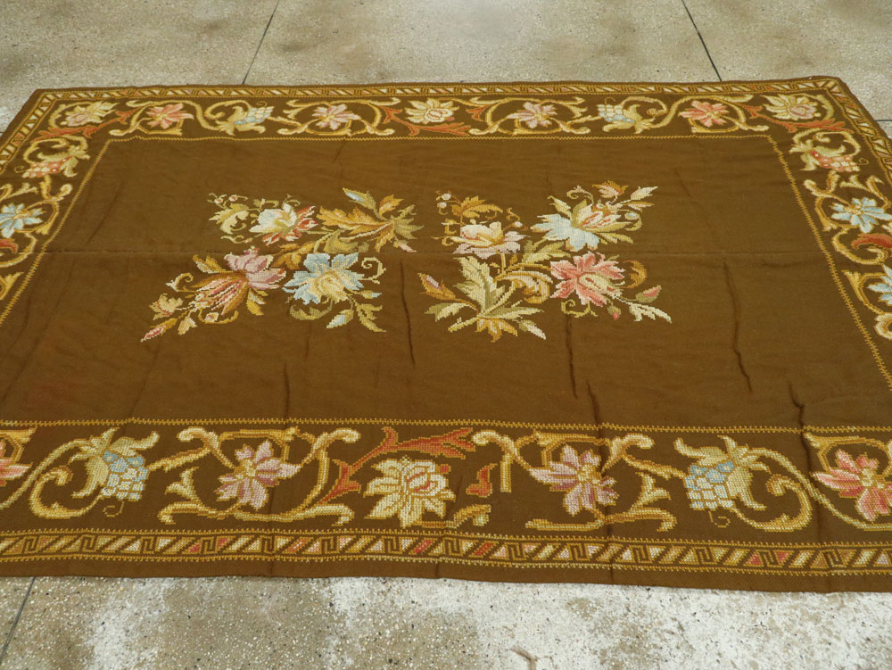 Vintage Ukrainian Needlepoint Accent Rug, No.8879 - Galerie Shabab
