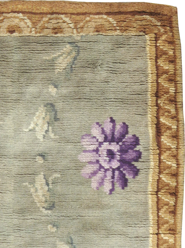 Antique French Savonnerie Rug, No.9092 - Galerie Shabab