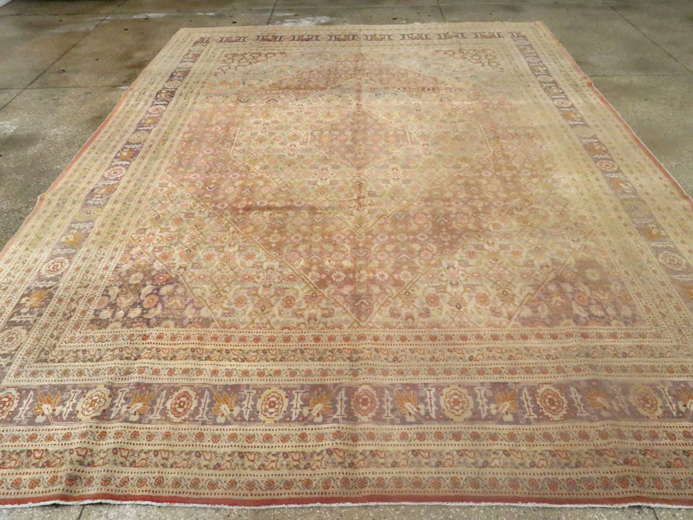 Antique Persian Tabriz Carpet, No.9284 - Galerie Shabab