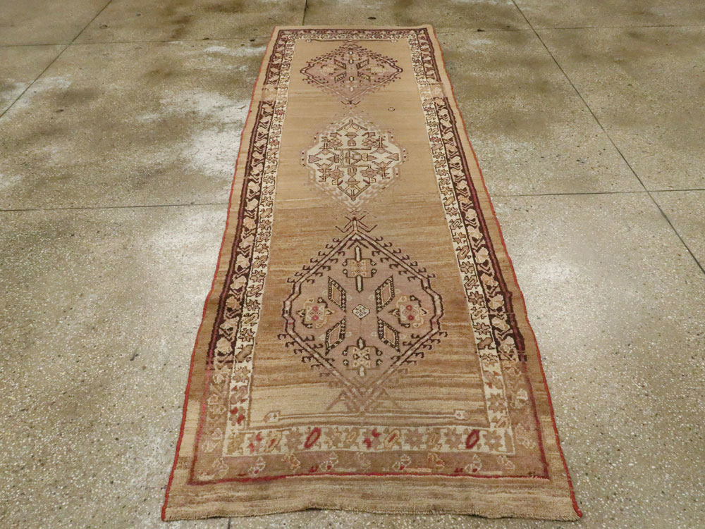 Antique Persian Serab Runner, No.9476 - Galerie Shabab