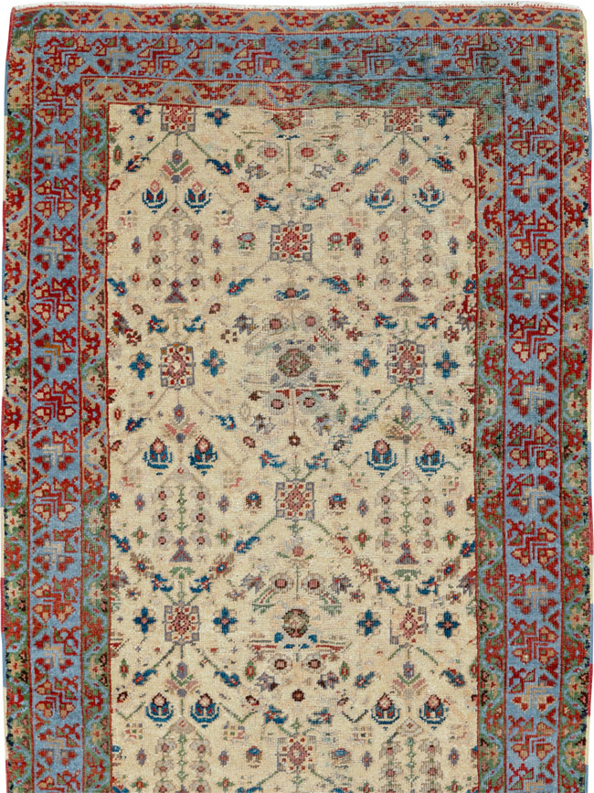 Antique Persian Mahal Runner, No.9585 - Galerie Shabab