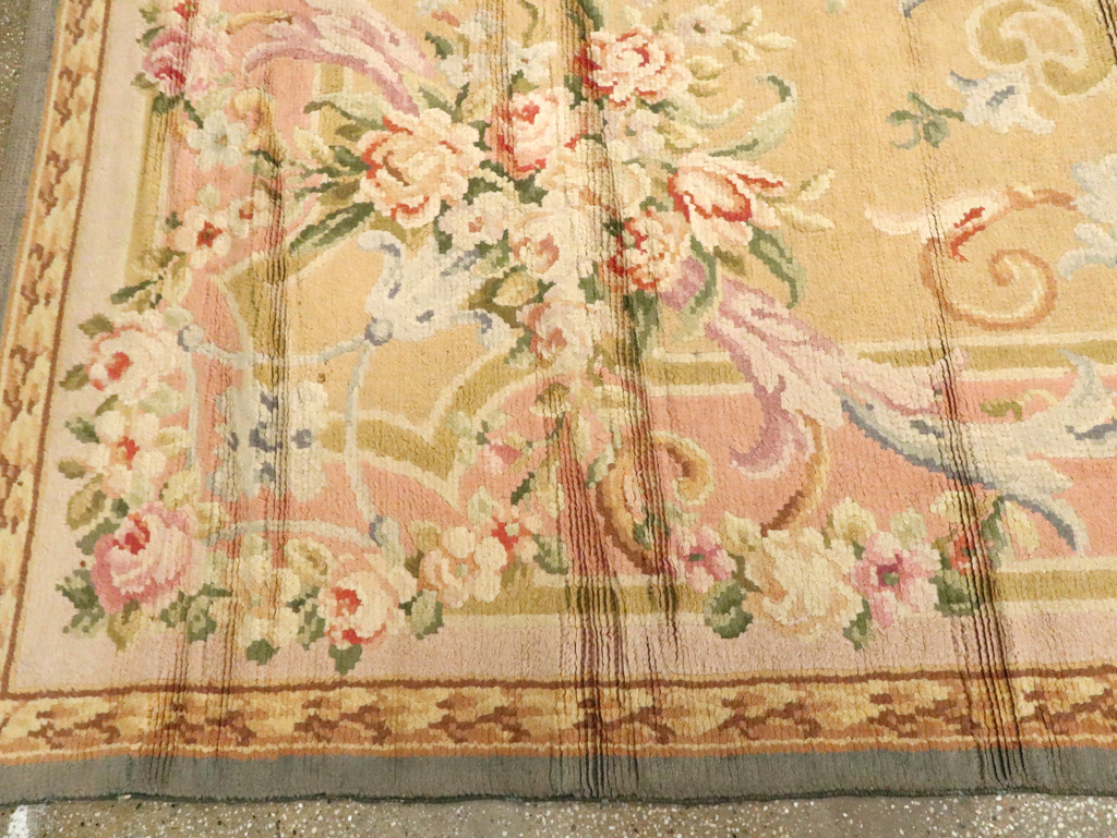 Vintage European Savonnerie Carpet, No.9835 - Galerie Shabab