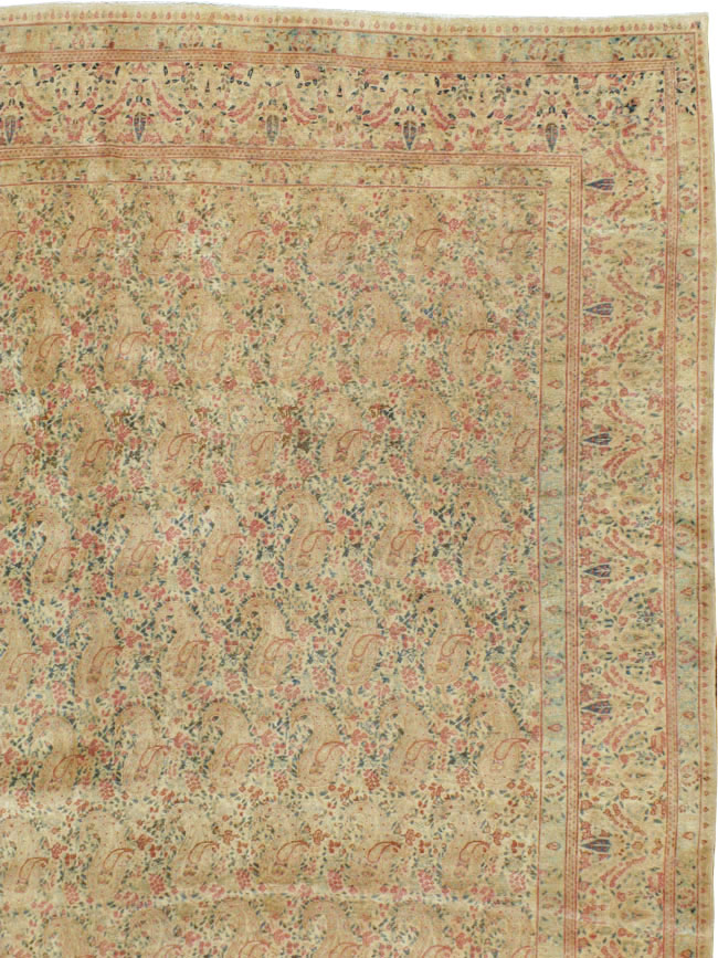 Antique Persian Kerman Square Carpet, No.9939 - Galerie Shabab
