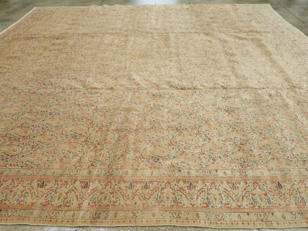 Antique Persian Kerman Square Carpet, No.9939 - Galerie Shabab