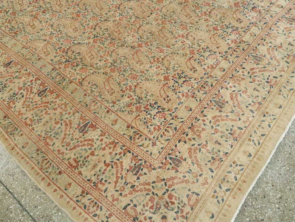 Antique Persian Kerman Square Carpet, No.9939 - Galerie Shabab